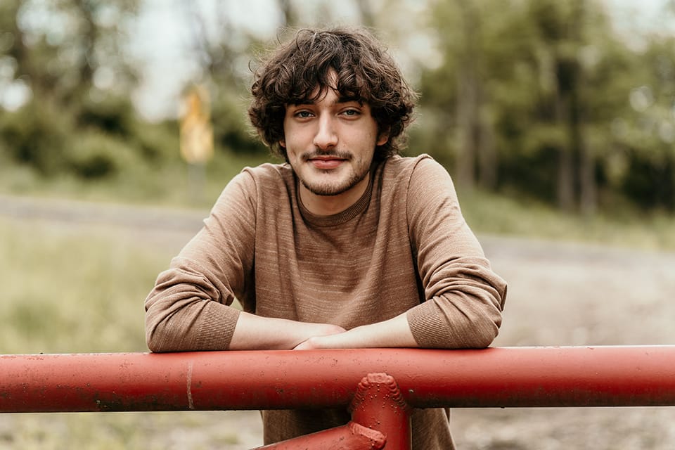 Daniel Zuercher Senior Photos, cover photo